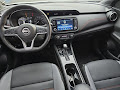 2022 Nissan Kicks SR