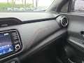 2022 Nissan Kicks SR
