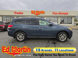 2015 Nissan Pathfinder SV