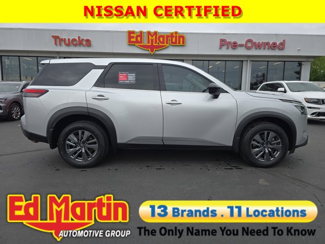 2023 Nissan Pathfinder S