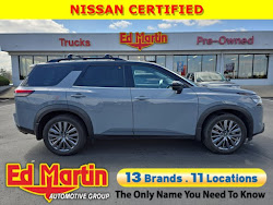 2024 Nissan Pathfinder SL