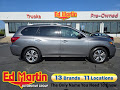 2017 Nissan Pathfinder SL