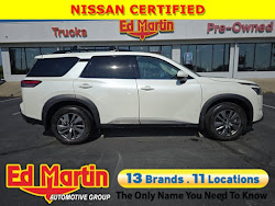 2024 Nissan Pathfinder SV