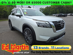2025 Nissan Pathfinder SL