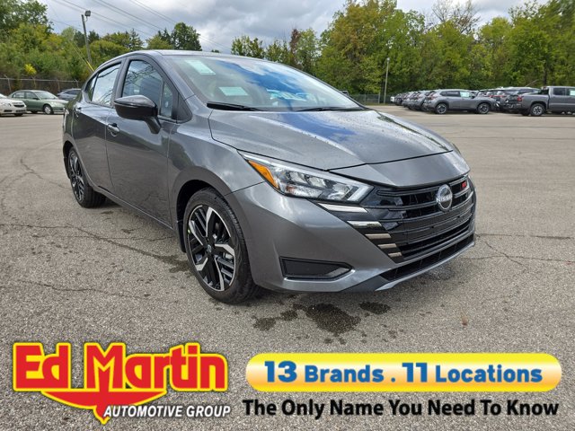 2025 Nissan Versa SR