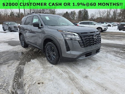 2026 Nissan Pathfinder SL