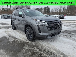 2026 Nissan Pathfinder SL